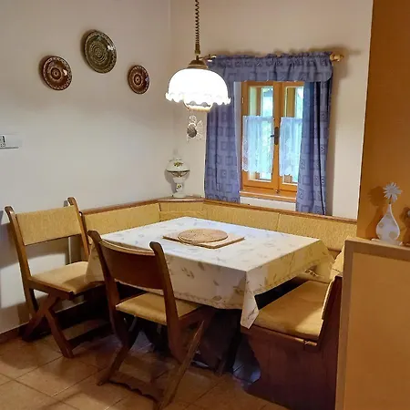 Nyaraló Pustiny *